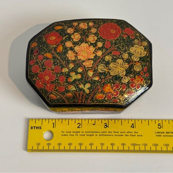 Vintage Hand-Painted Paper Mache Floral Trinket Box - Picture 7 of 9